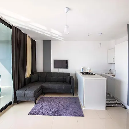 Villa Secluded And Comfortable With Shared Pool And Gym In *