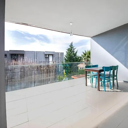 Secluded And Comfortable With Shared Pool And Gym In * Milas