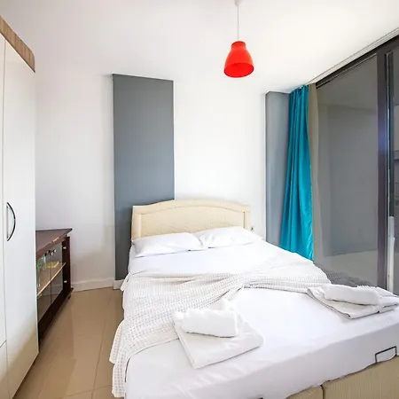 Villa Secluded And Comfortable With Shared Pool And Gym In *